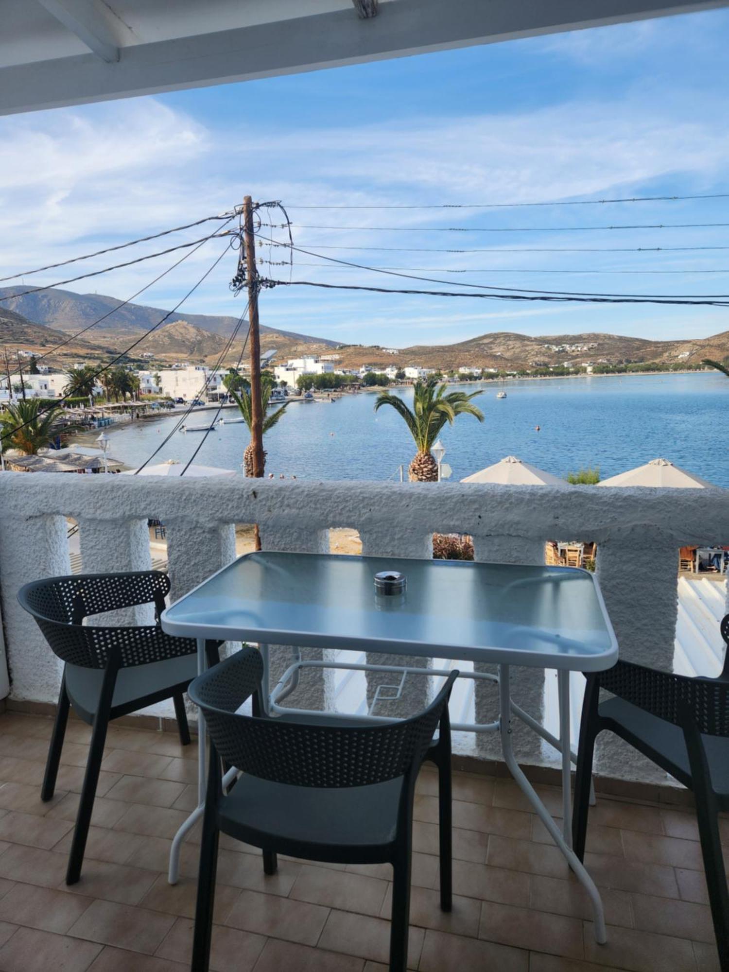 Eleios Hotel Serifos Livadi  المظهر الخارجي الصورة