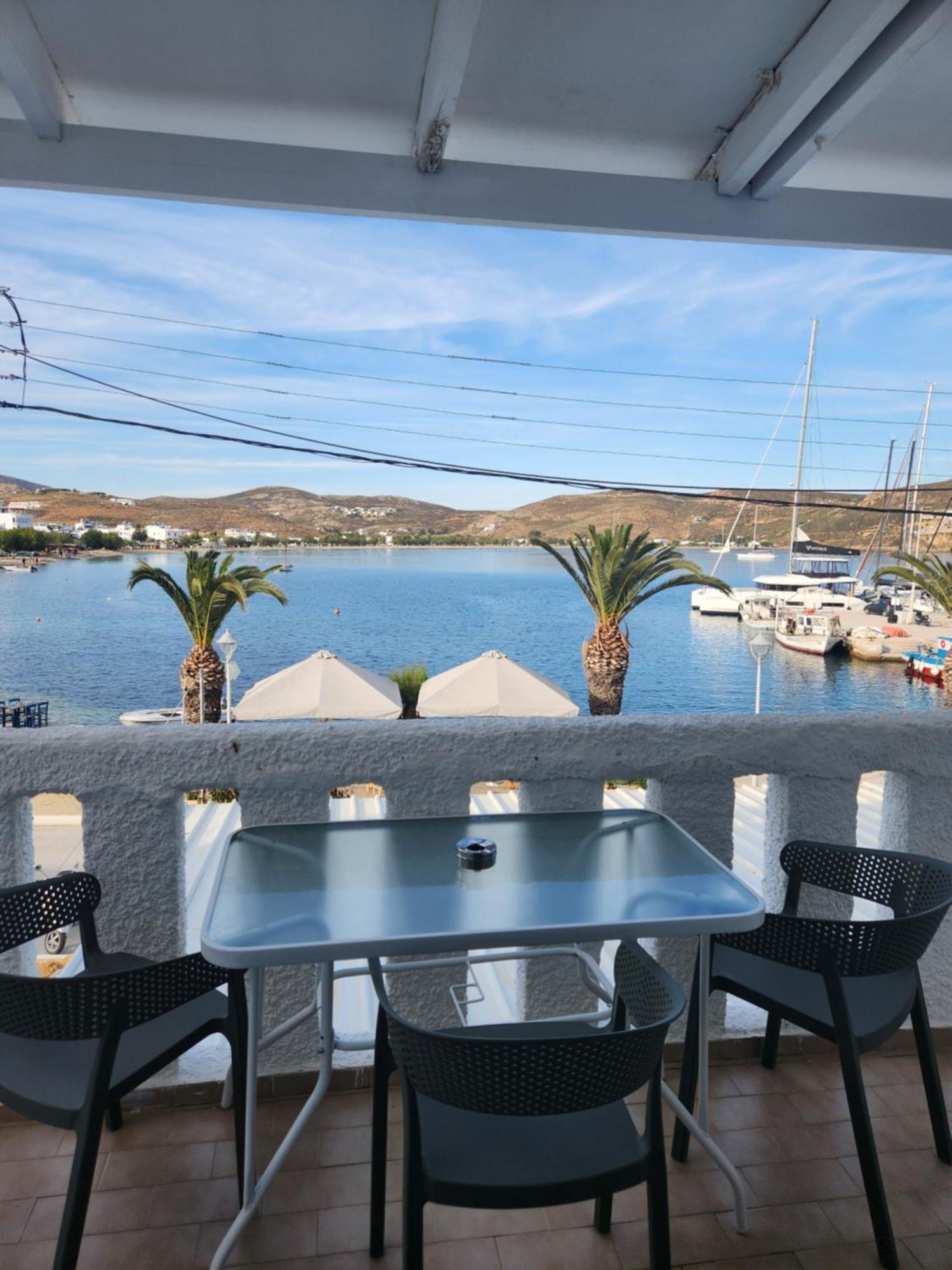 Eleios Hotel Serifos Livadi  المظهر الخارجي الصورة